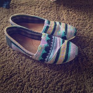 Great condition Toms